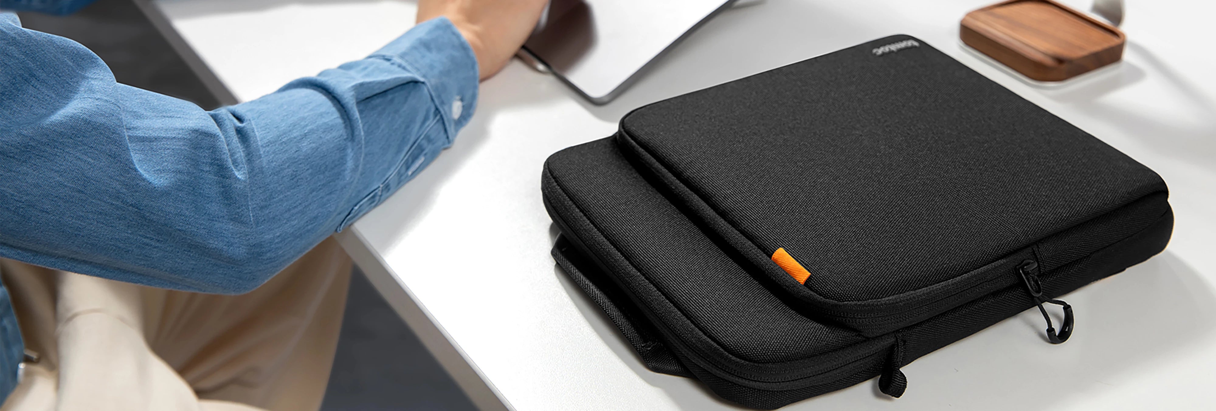 DefenderACE-B03 Tablet Shoulder Bag For 12.9'' iPad Pro M1/M2