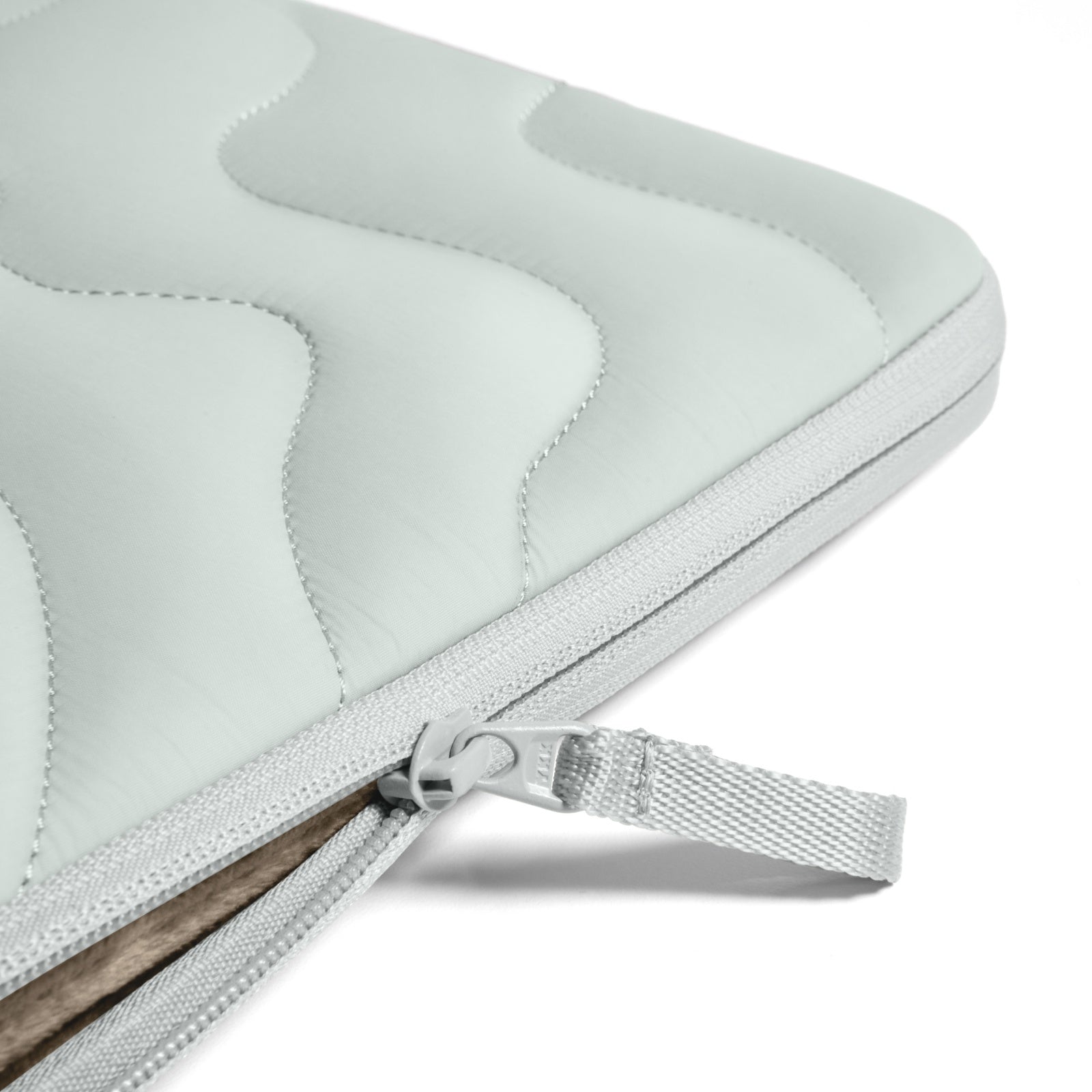 Terra-A27 Laptop Sleeve for MacBook | Lakeshore